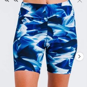 NWT. Modli / calypsa swim shorts bike shorts. Smooth fit, wide waistband. Large.